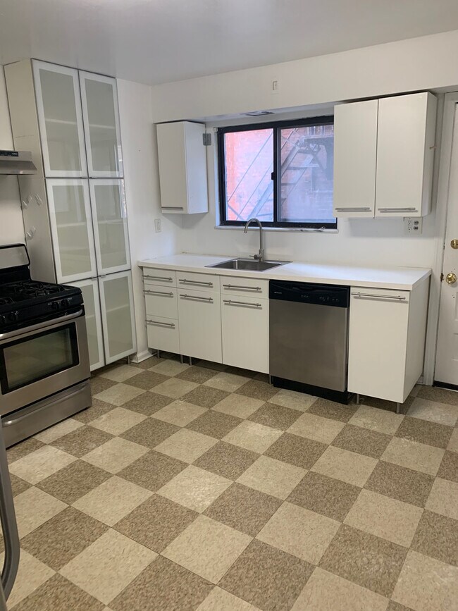 Building Photo - 4503 1/2 Corday Way