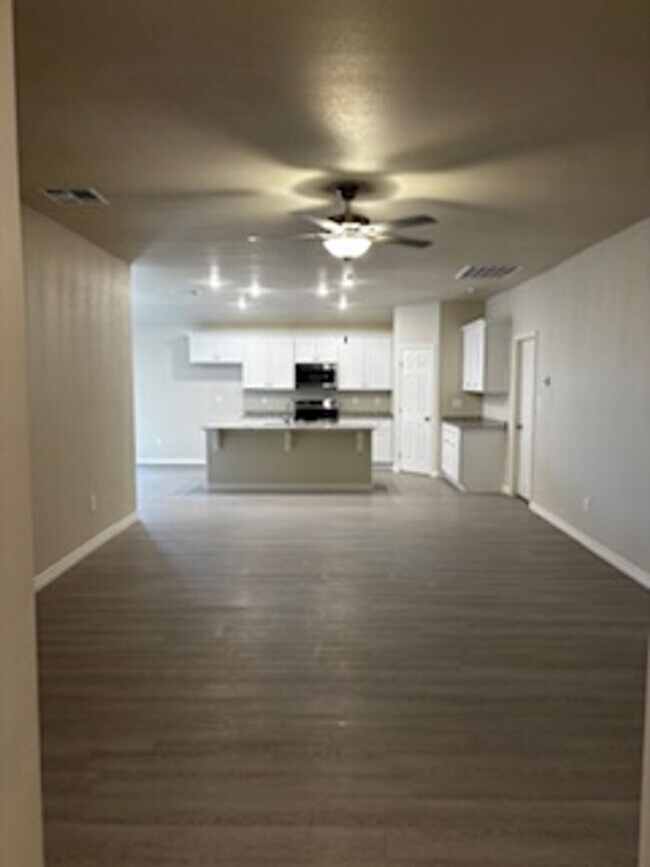 Building Photo - Brand New Construction in Midland, TX