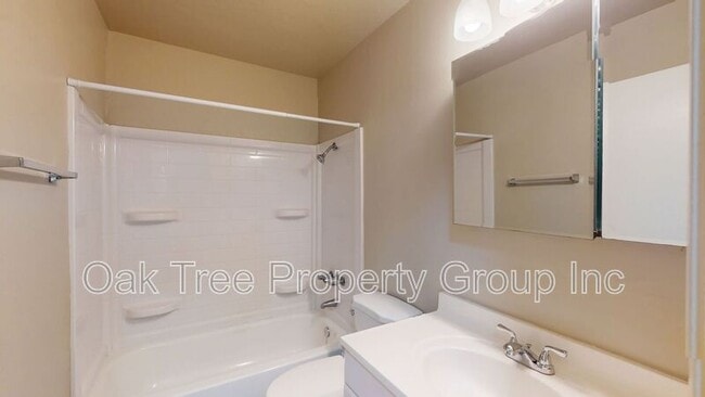 Building Photo - 1826 Cordoba St