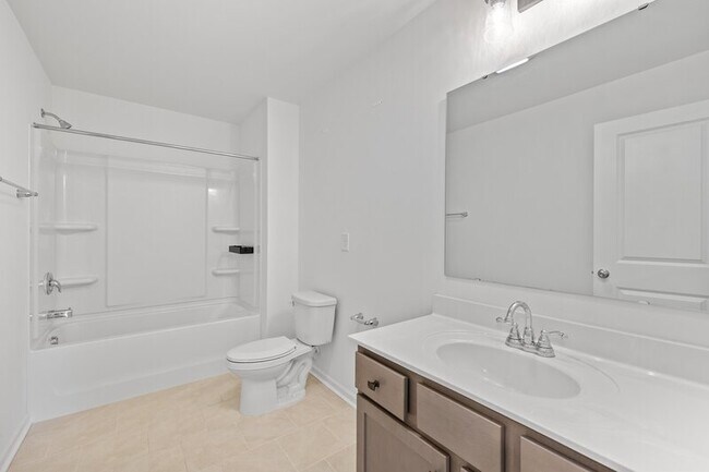 Building Photo - 539 S Lincoln St