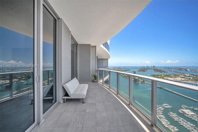 Building Photo - 488 NE 18th St