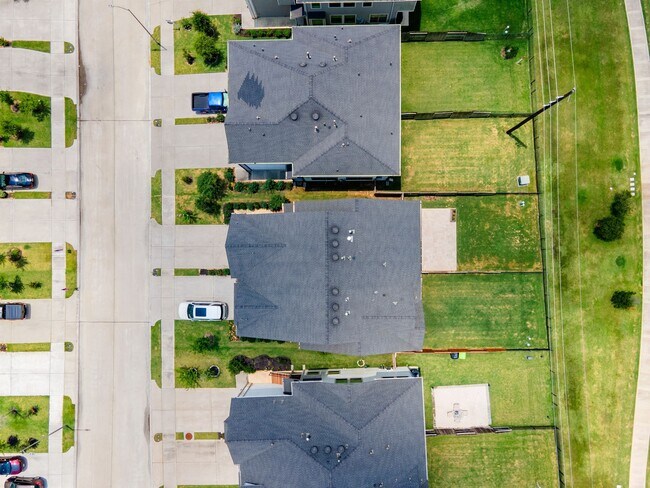 Building Photo - 5206 Pr Ter Ln