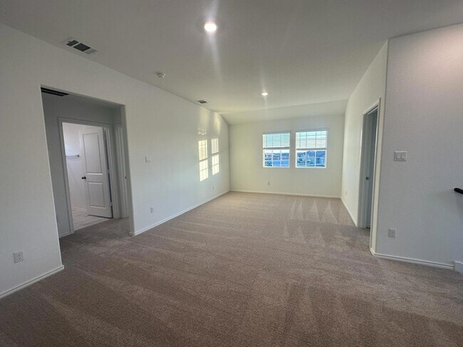 Building Photo - 1018 Ascari Ct