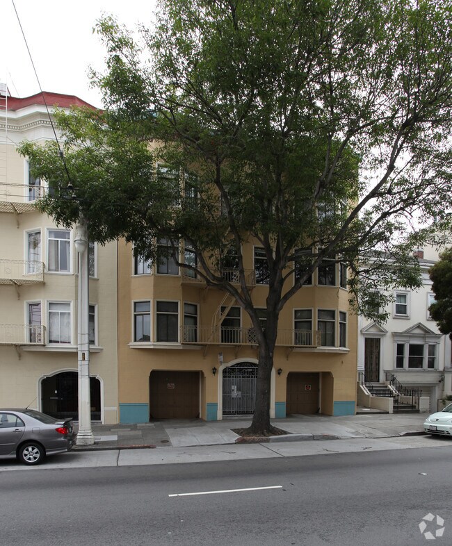 Building Photo - 2945 Van Ness