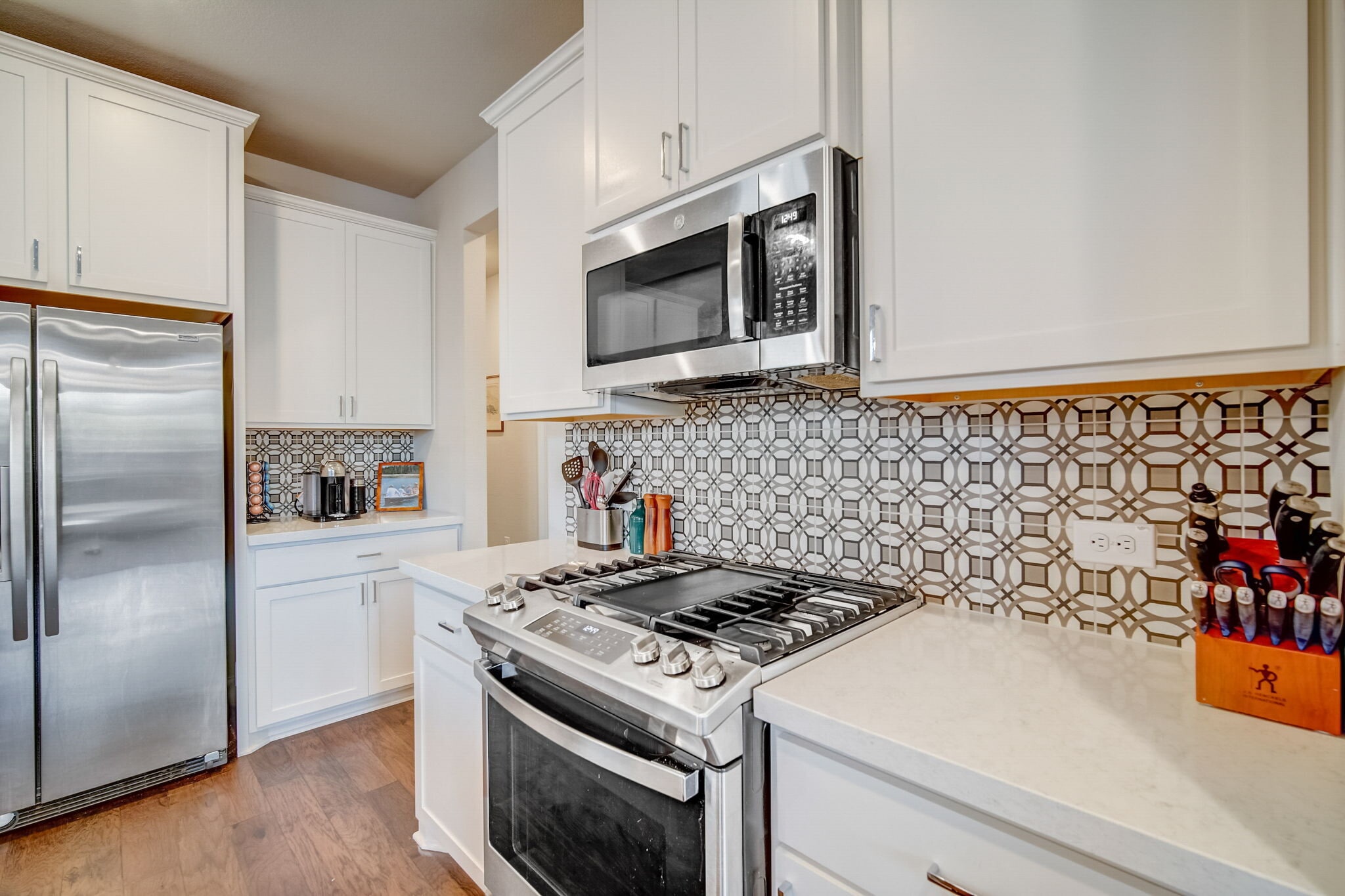 Building Photo - 5407 Jason Dr