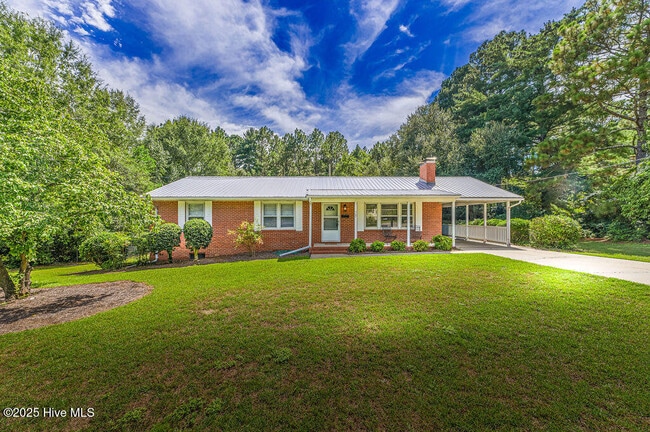 Building Photo - 507 Wilder Ave