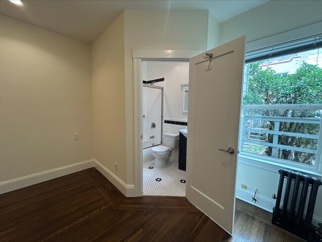 Building Photo - 4738 Balboa St