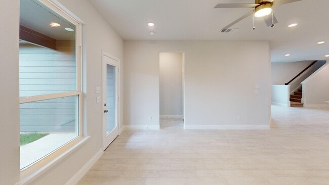 Building Photo - 3206 Cordelia Dr