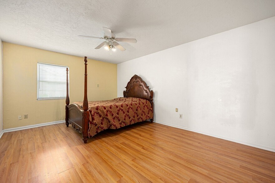 Building Photo - 8602 Pottinger Dr
