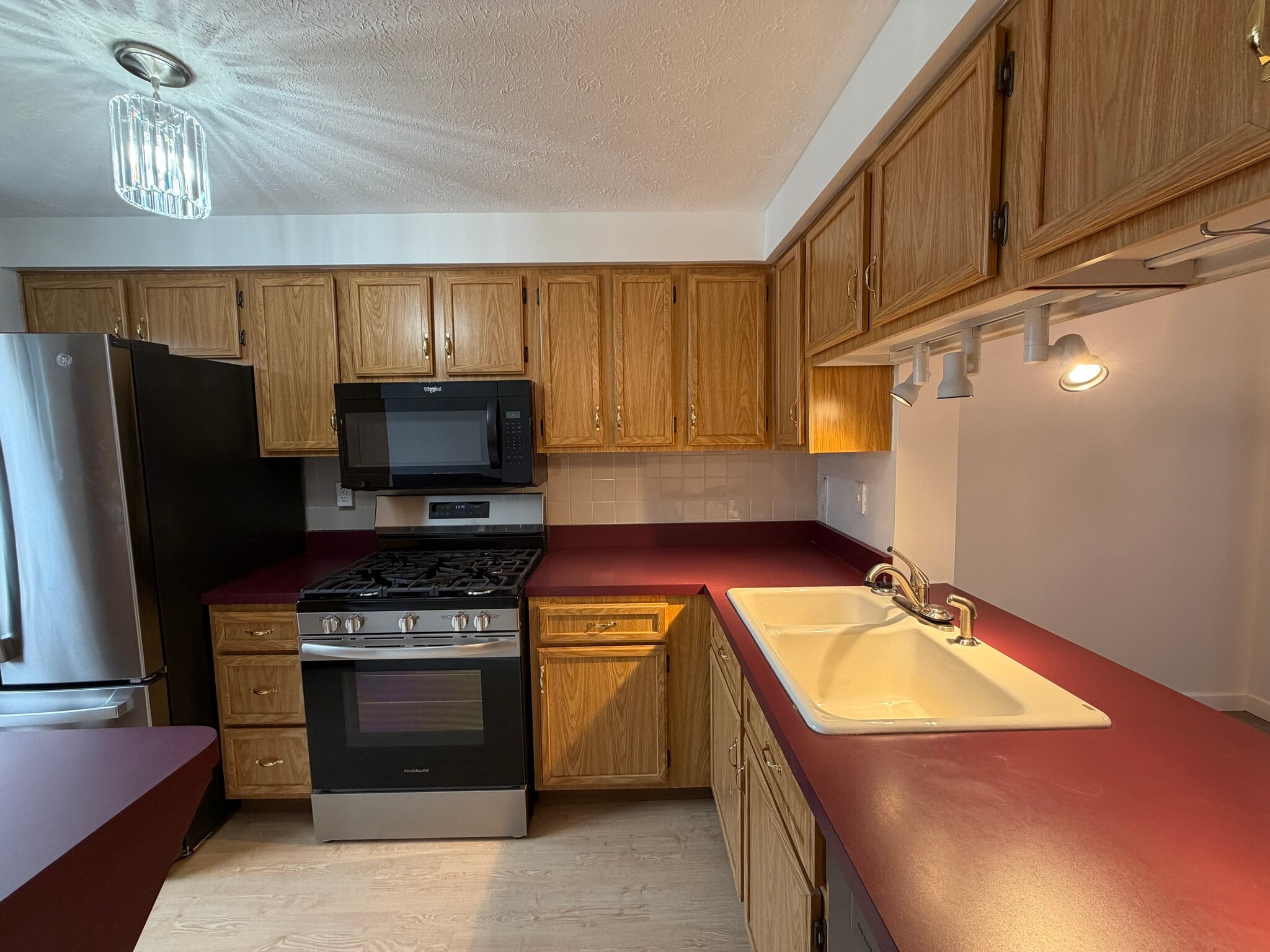 Building Photo - 148 Ligonier Ln