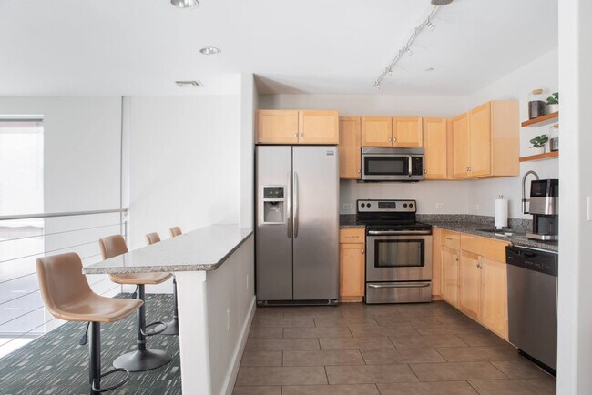 Building Photo - 132 N Jefferson St