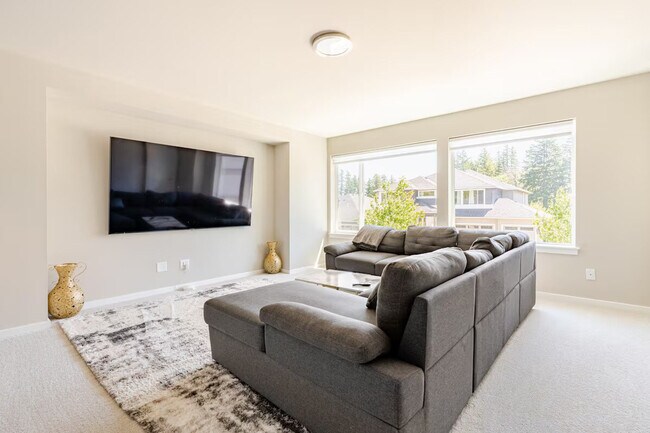 Building Photo - 4927 Amherst Way SW