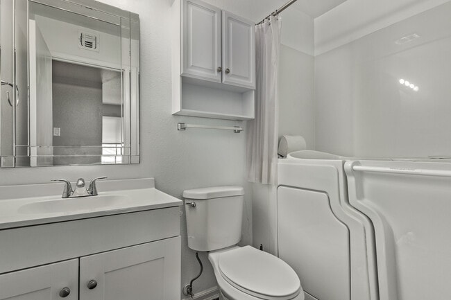 Building Photo - 4632 W Palo Verde Dr