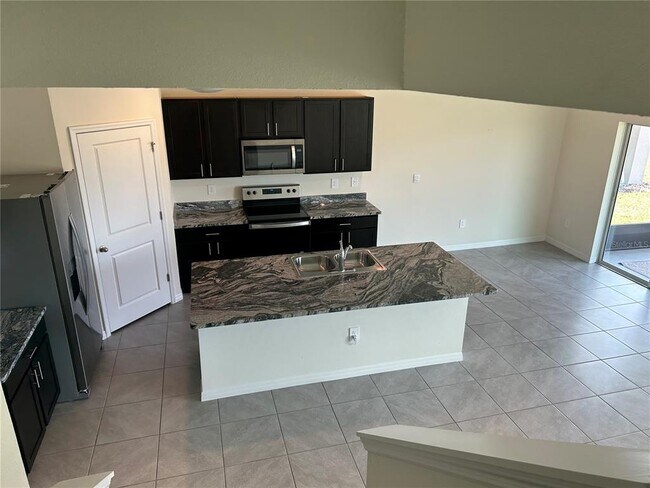 Building Photo - 17218 Reserva Dr