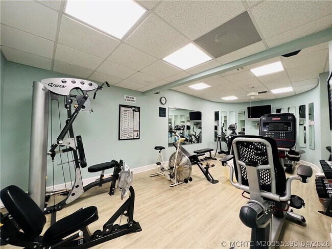 Building Photo - 3432 NE Causeway Blvd