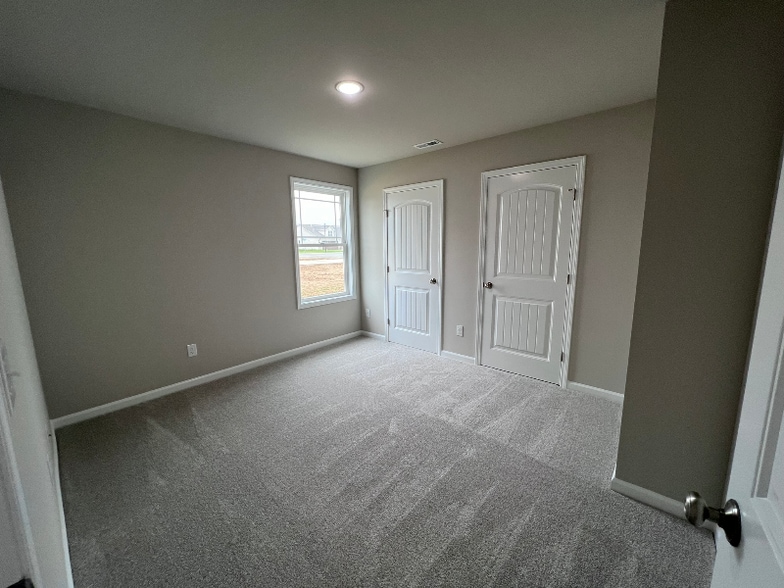 Building Photo - 26 Flatland Dr