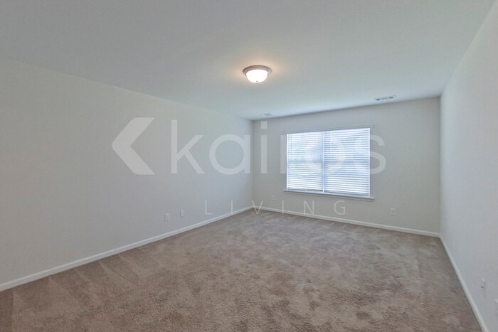 Building Photo - 103 St Phillip Wy