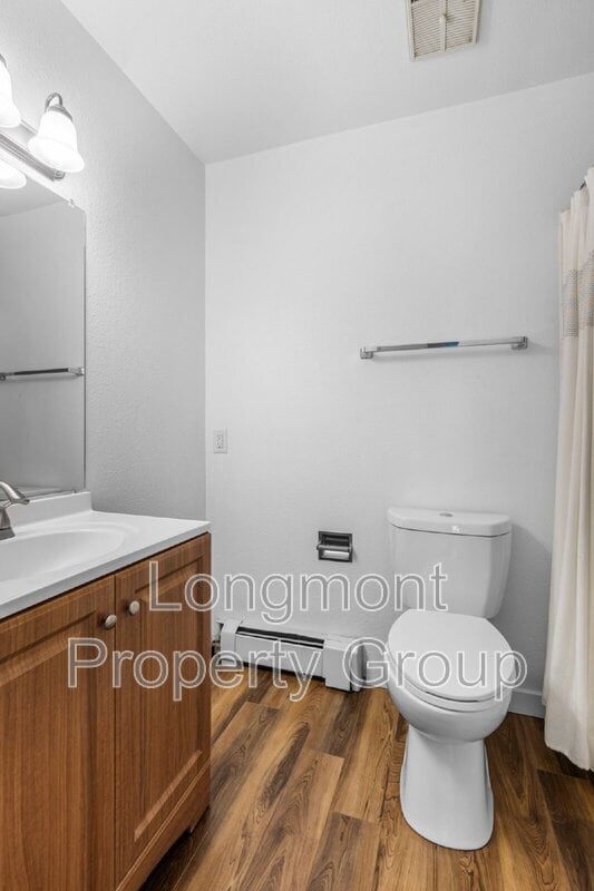 Building Photo - 2800 Kalmia Ave