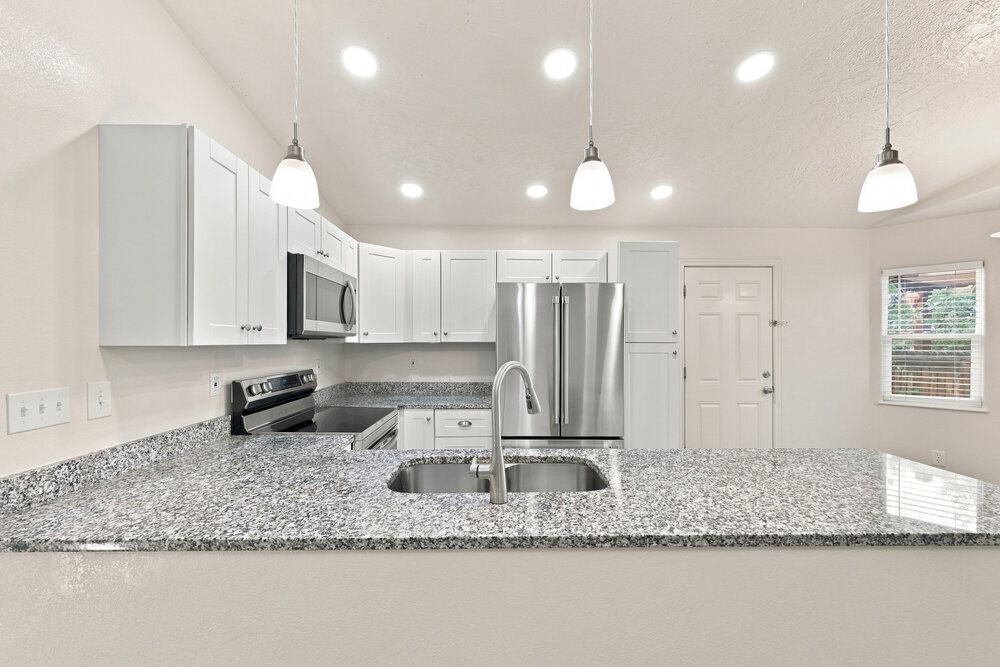 Building Photo - 8480 S Upham Way