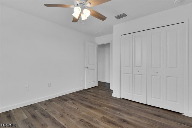 Building Photo - 10883 Timber Creek Dr