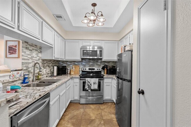 Building Photo - 2220 Bering Dr