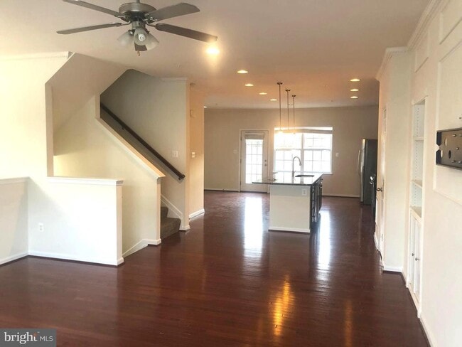 Building Photo - 6786 Green Mill Way