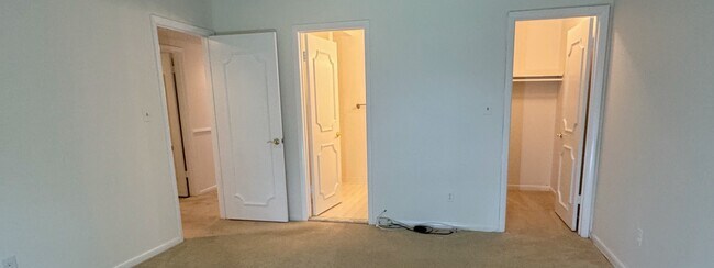 Building Photo - 119 Castletown Rd