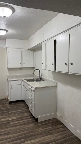 Building Photo - 3307 Minniear Ave