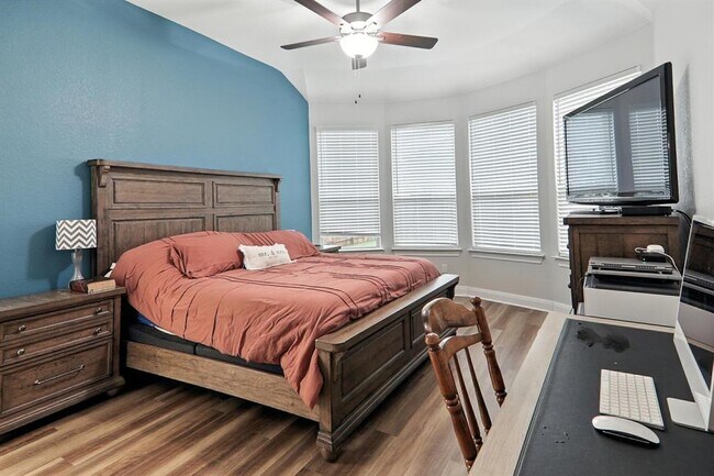 Building Photo - 140 Cascata Way