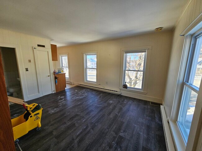 Building Photo - 257 Washington St