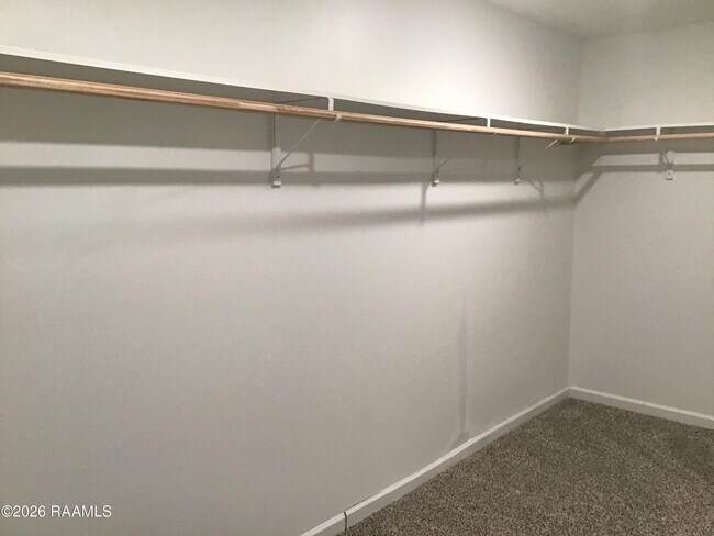 Building Photo - 111 Abbeywood Ct