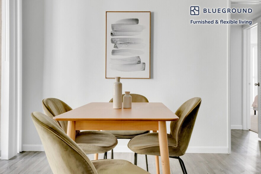 Building Photo - 115 N Wetherly Dr