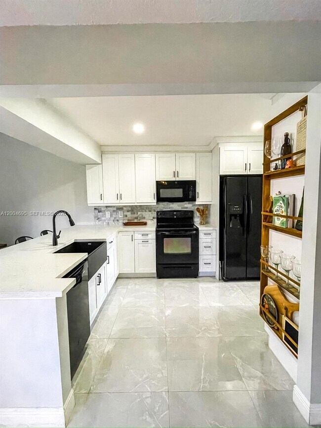 Building Photo - 13360 SW 89th Terrace