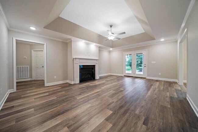 Building Photo - 103 Acorn Wy