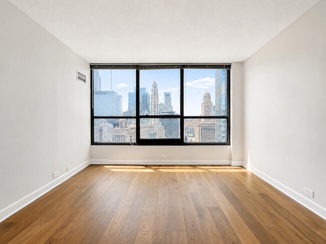 Building Photo - 405 N Wabash Ave