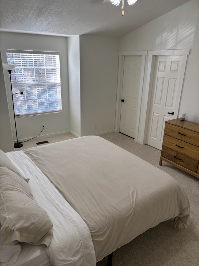 Building Photo - 1262 Bridalwood Lp