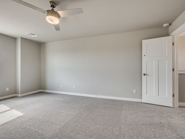 Building Photo - 537 NW 176th St