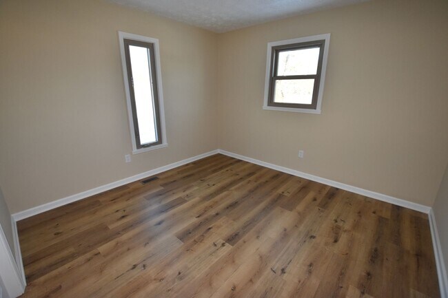 Building Photo - 3 Bedroom, 2 Full Bath Home in S Hancock S...