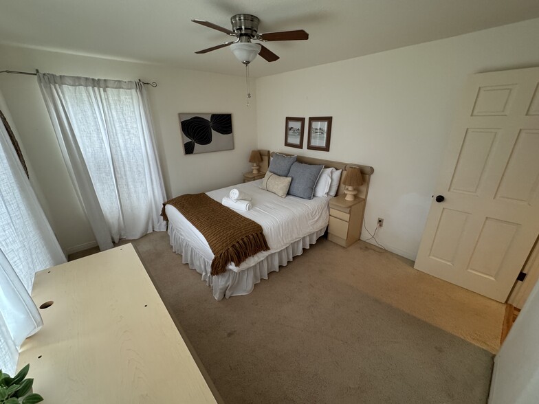 Second bedroom - 1139 Thomas Ave