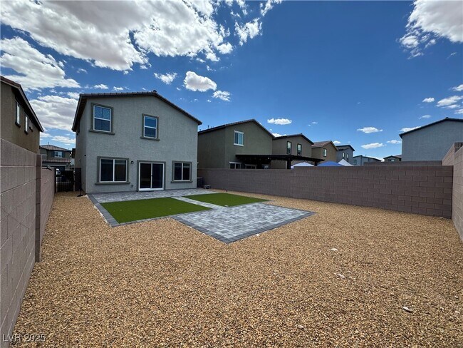 Building Photo - 7848 Pink Opal Ave