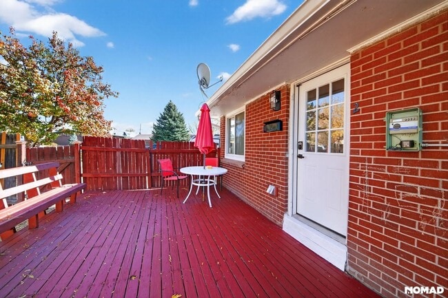 Building Photo - 4331 W 82nd Ave