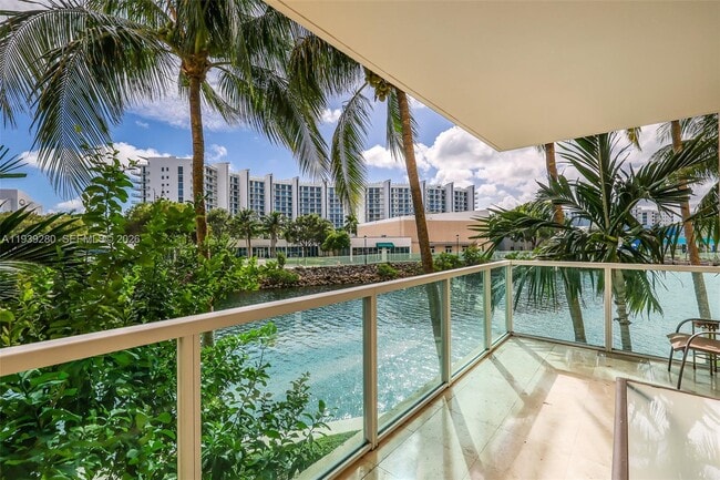 Building Photo - 3330 NE 190th St