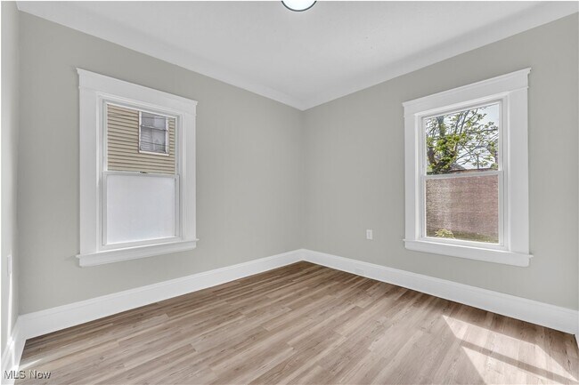 Building Photo - 428 E 148th St