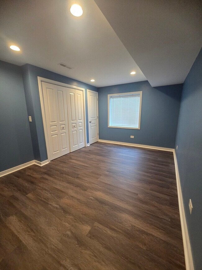 Building Photo - 12546 Kinzie Ln