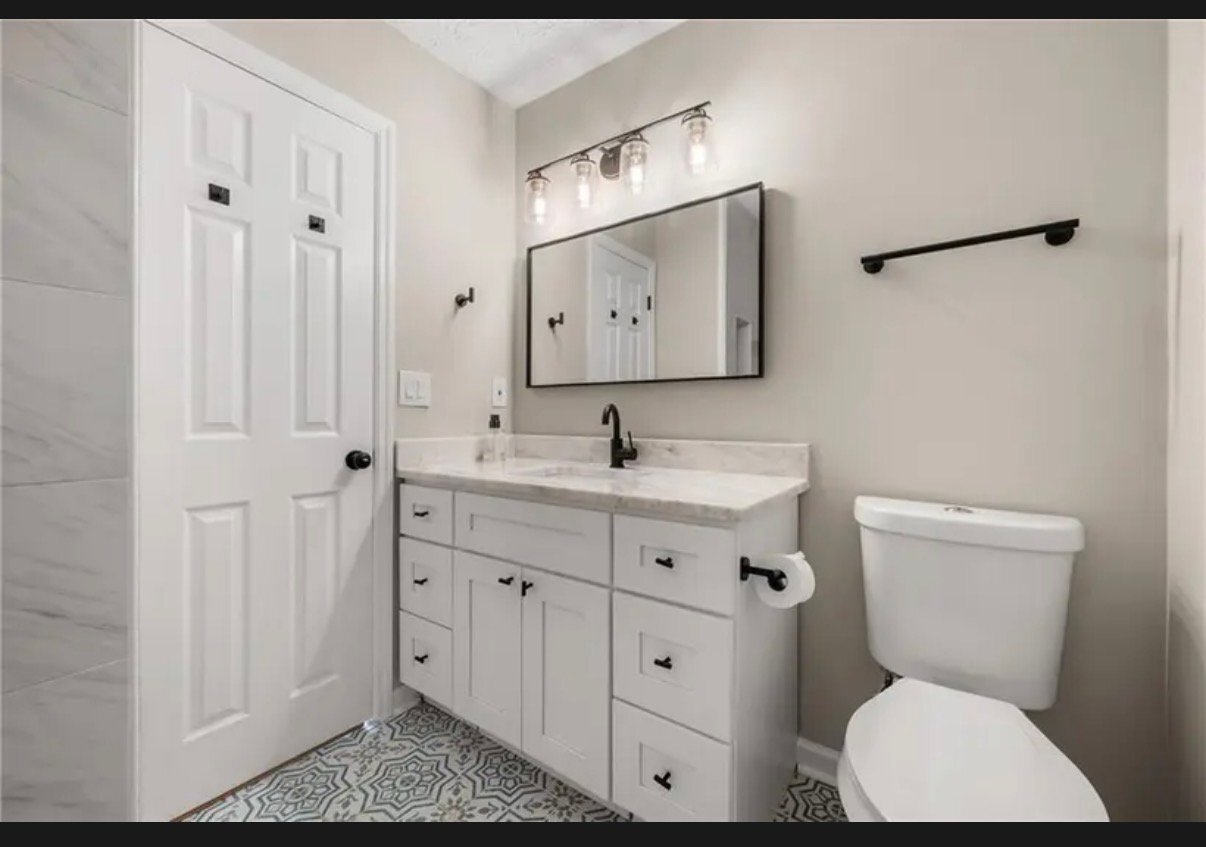 Building Photo - 3854 Meadow Creek Dr