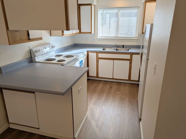 Building Photo - 17979 SW 115th Ave