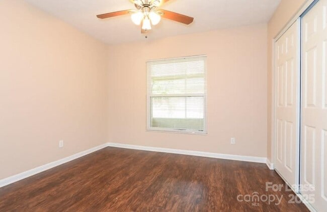 Building Photo - 4039 Rutherford Dr