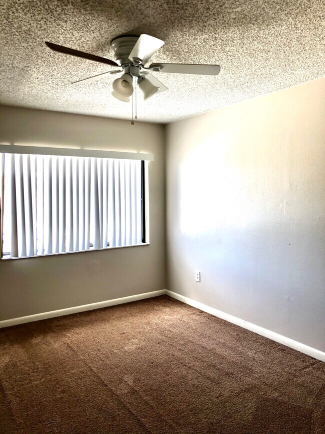 Building Photo - 12324 Fox Hound Ct