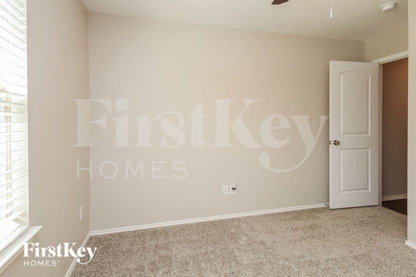 Building Photo - 14703 Night Violet Ct