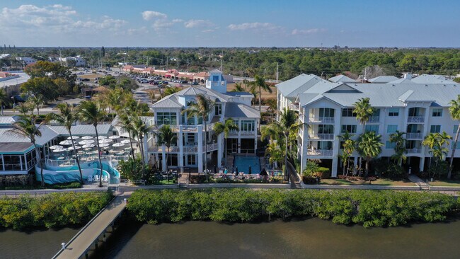 Building Photo - 275 NW Flagler Ave